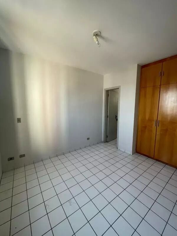 Apartamento para alugar com 2 quartos, 64m² - Foto 10