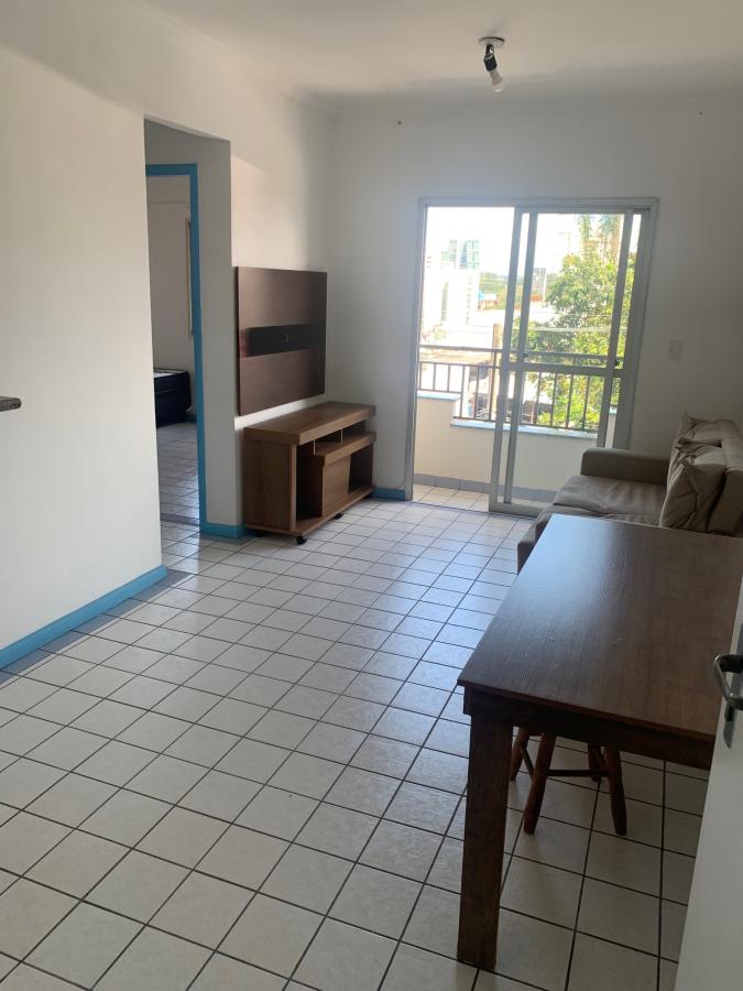 Apartamento para alugar com 1 quarto, 42m² - Foto 1