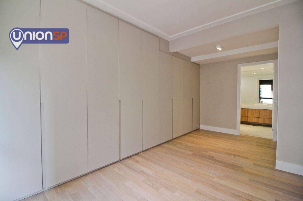 Apartamento à venda com 3 quartos, 199m² - Foto 9