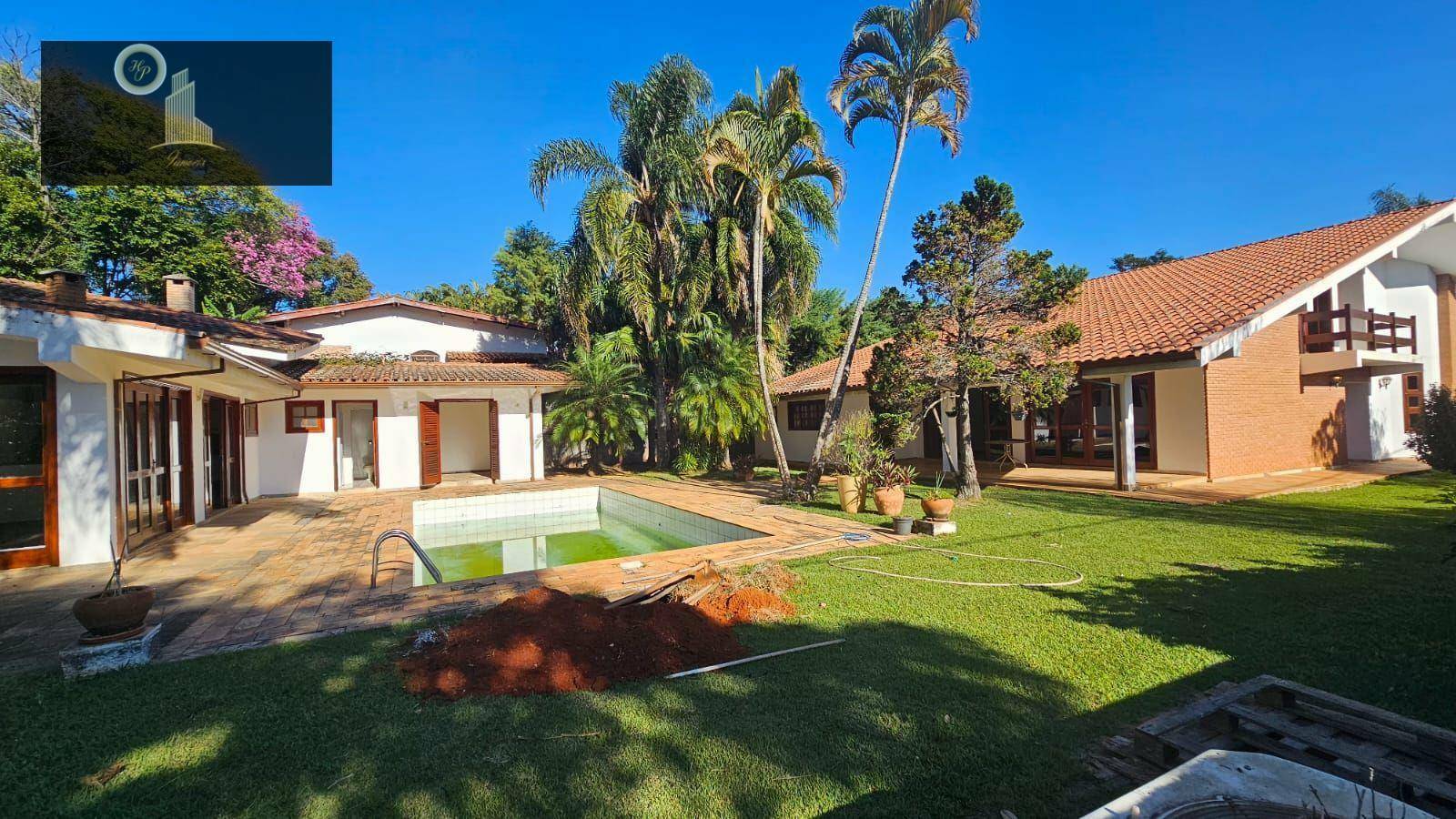 Casa de Condomínio à venda com 4 quartos, 450m² - Foto 1