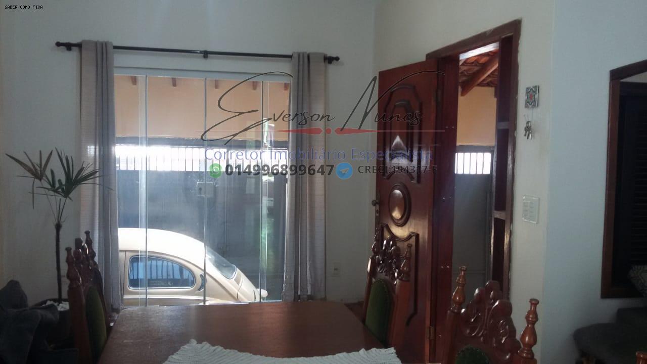 Casa à venda com 3 quartos, 250m² - Foto 17