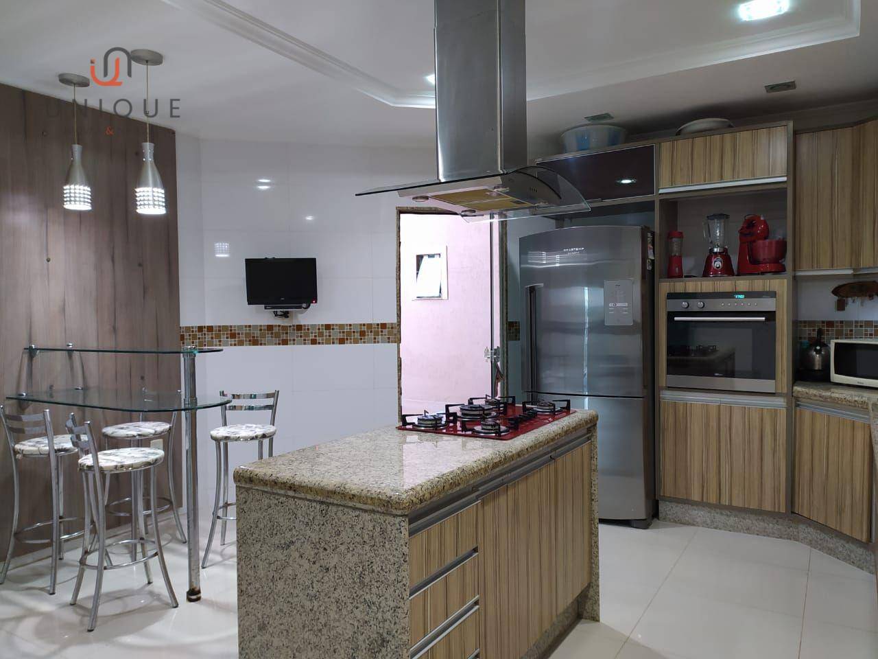 Casa à venda com 3 quartos, 330M2 - Foto 18