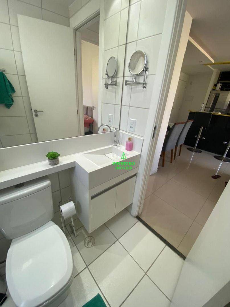 Apartamento à venda com 2 quartos, 57m² - Foto 18