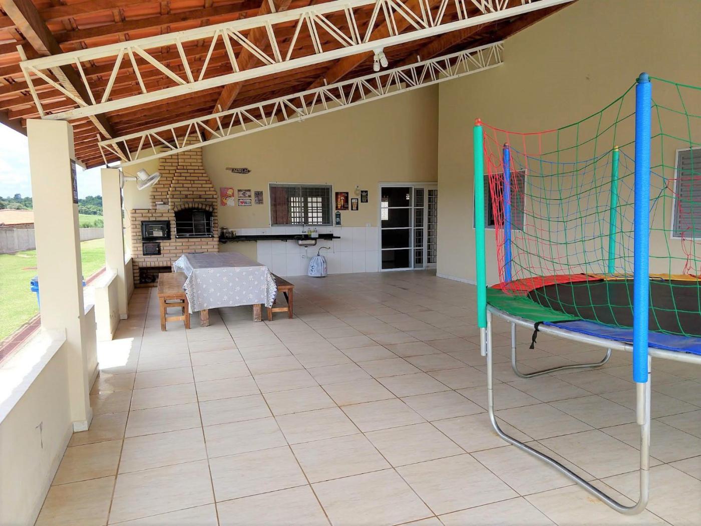 Fazenda à venda com 2 quartos, 2300m² - Foto 2