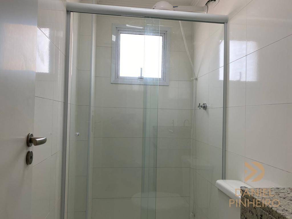 Apartamento à venda com 2 quartos, 70m² - Foto 14