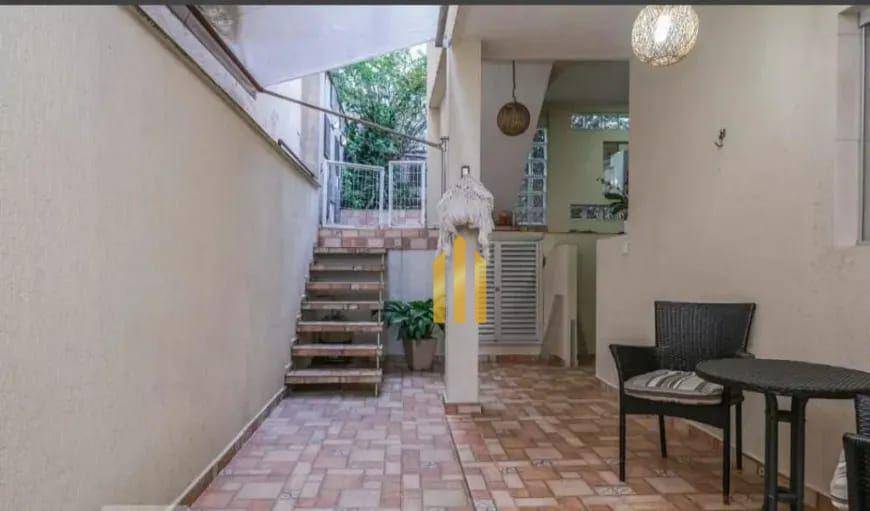 Sobrado à venda com 4 quartos, 300m² - Foto 21