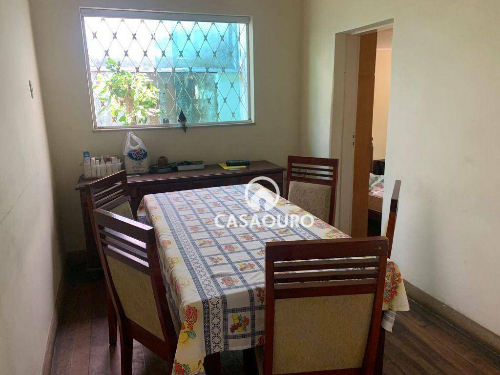 Casa à venda com 3 quartos, 120m² - Foto 29