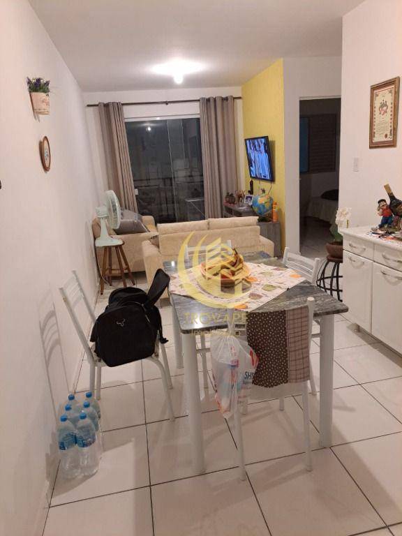 Apartamento à venda com 2 quartos, 60m² - Foto 5