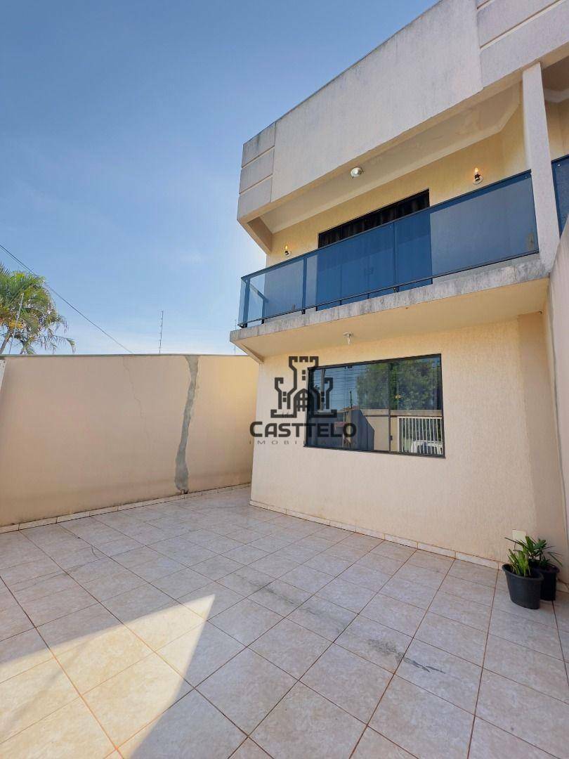 Sobrado à venda com 3 quartos, 134m² - Foto 3