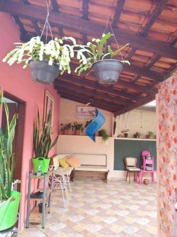 Casa à venda com 2 quartos, 120m² - Foto 12