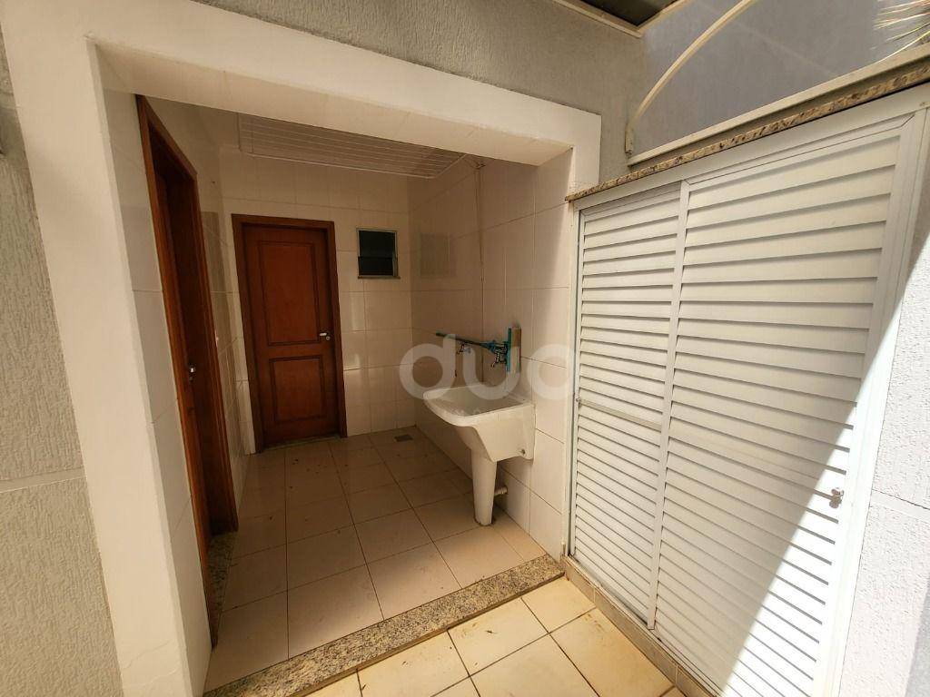 Casa de Condomínio para alugar com 4 quartos, 258m² - Foto 12