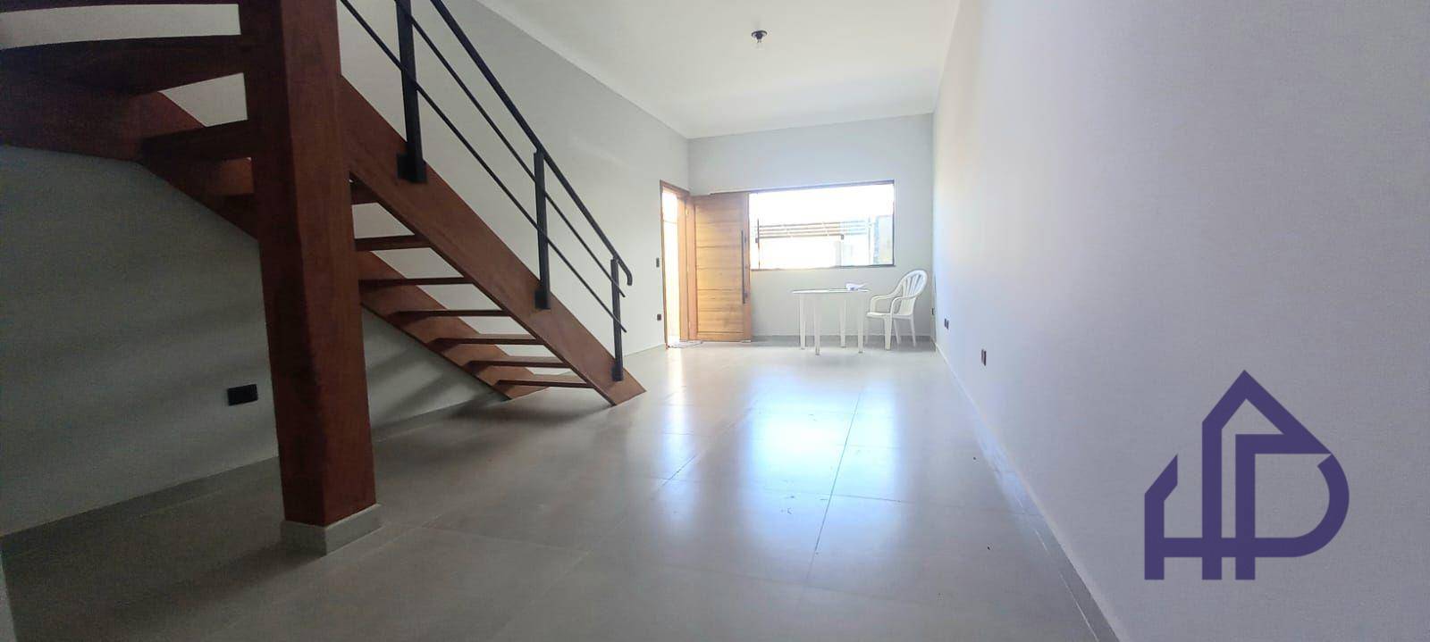 Casa para alugar com 3 quartos, 122m² - Foto 3