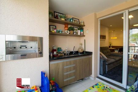 Apartamento à venda com 2 quartos, 68m² - Foto 12