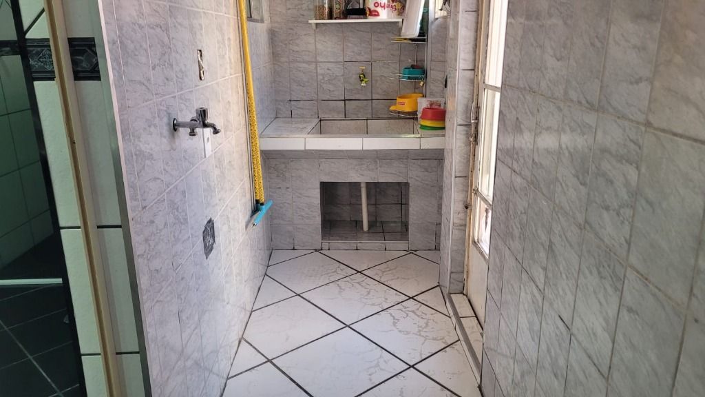 Casa à venda com 2 quartos, 95m² - Foto 20