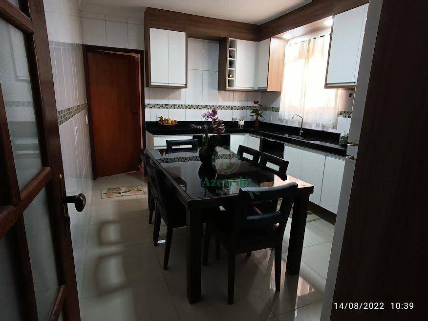 Sobrado à venda com 4 quartos, 132m² - Foto 6