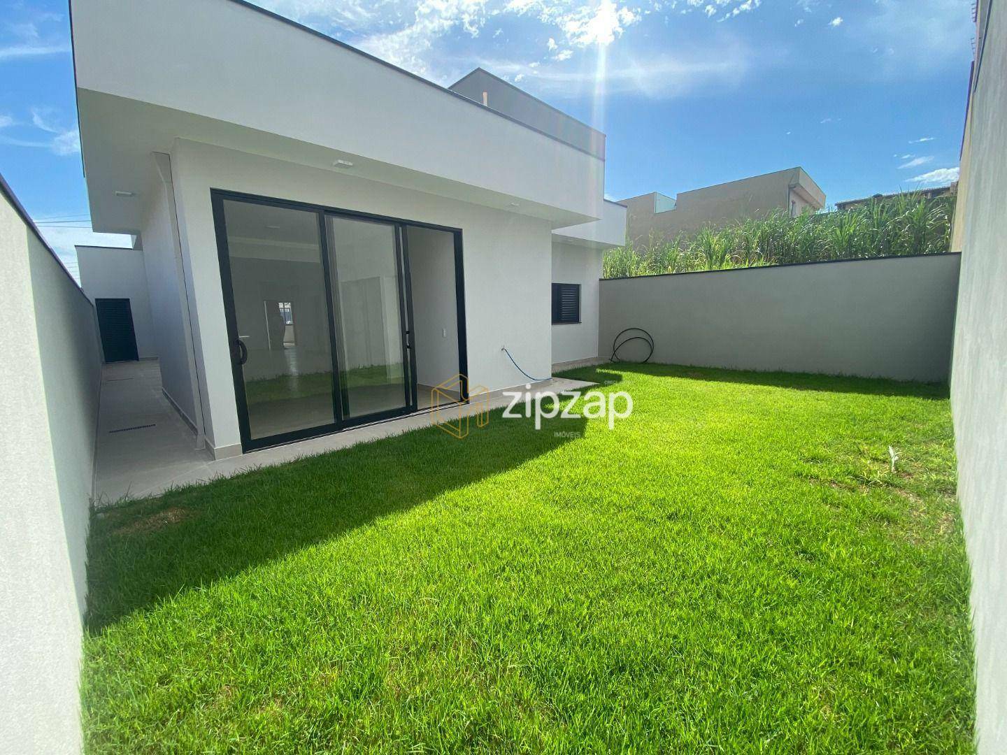 Casa à venda com 3 quartos, 170m² - Foto 11