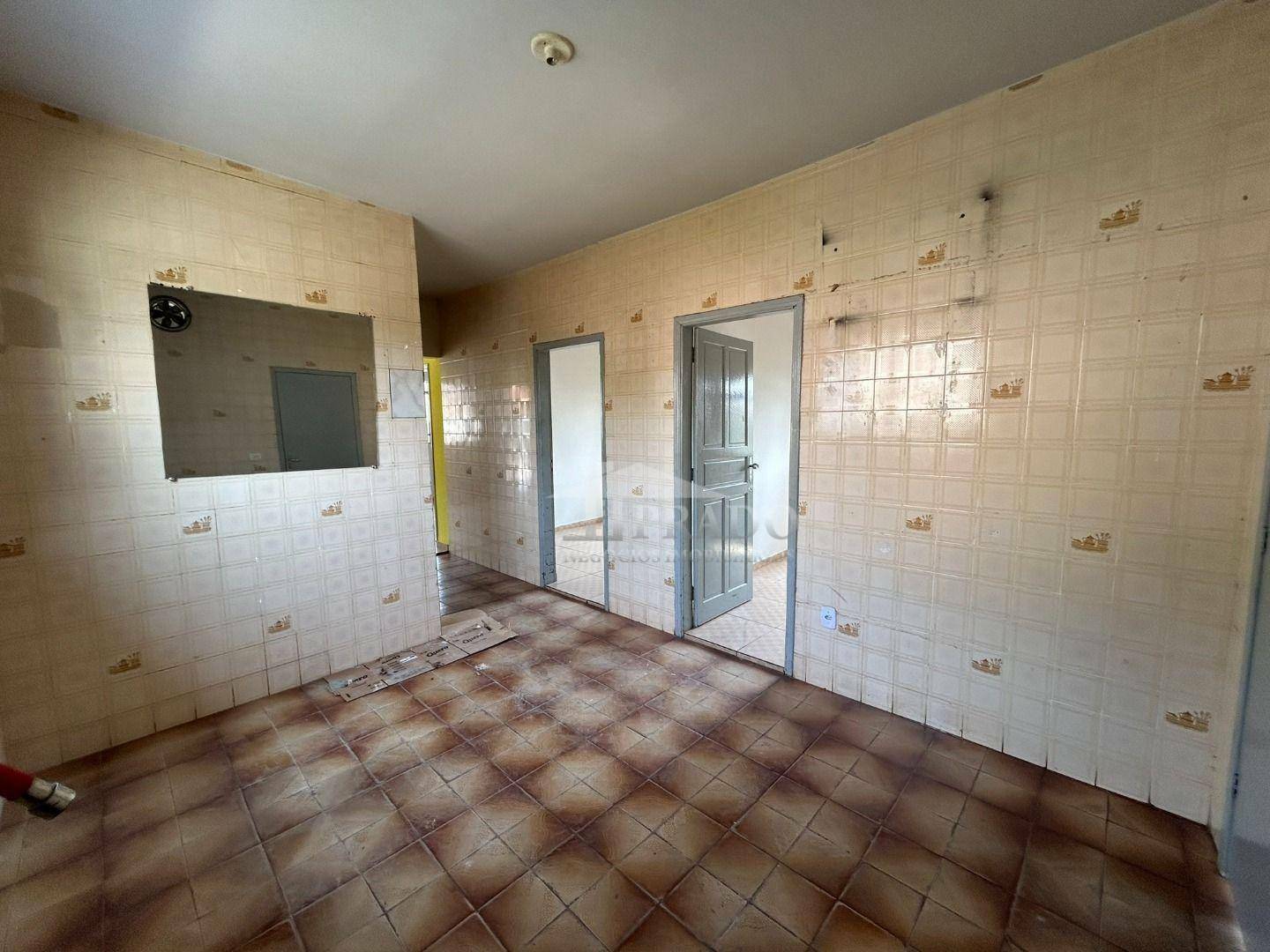 Casa à venda com 3 quartos, 88m² - Foto 12