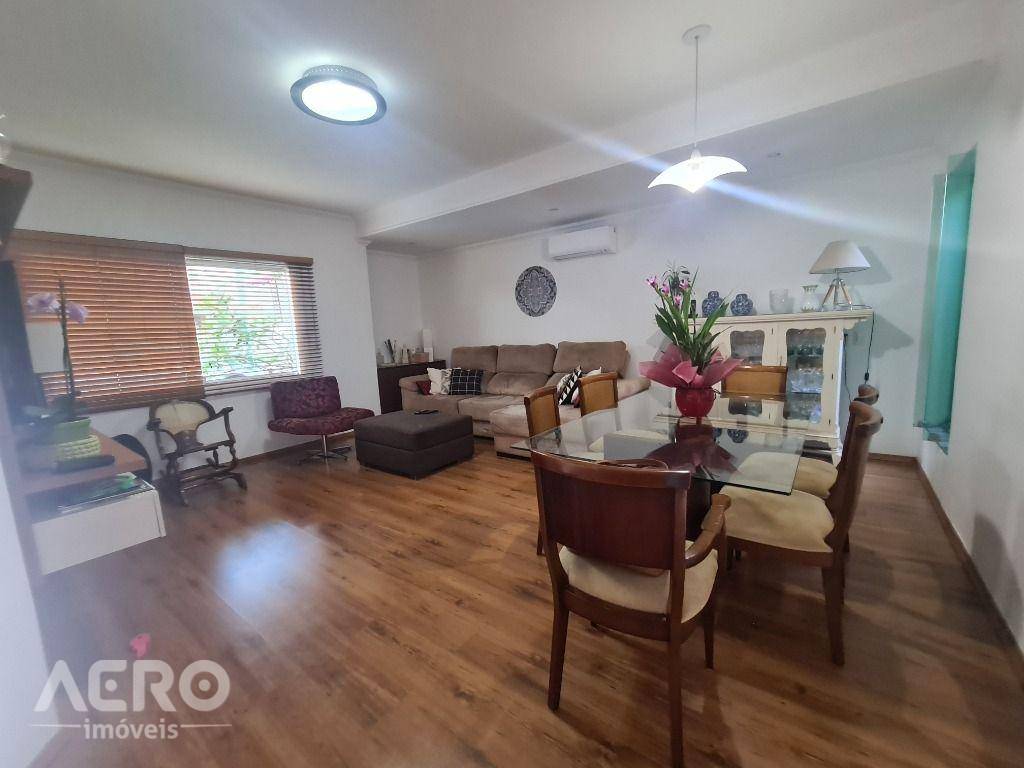 Casa de Condomínio à venda com 3 quartos, 148m² - Foto 1