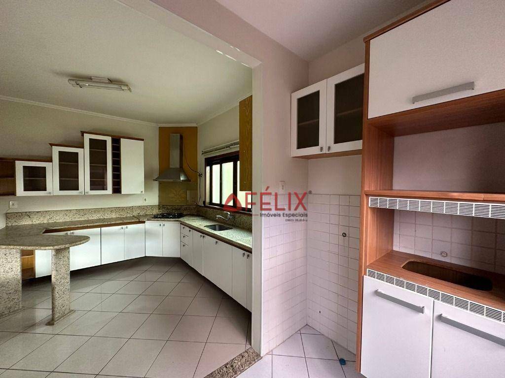 Casa de Condomínio à venda com 3 quartos, 200m² - Foto 22