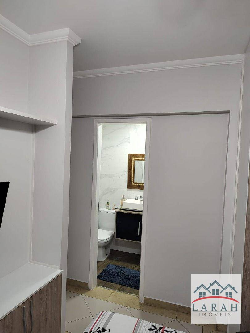 Apartamento à venda com 2 quartos, 60m² - Foto 11