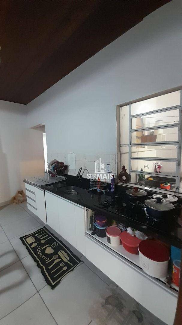 Casa à venda com 5 quartos, 330m² - Foto 6