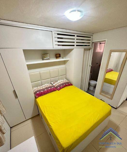 Apartamento à venda com 3 quartos, 60m² - Foto 13