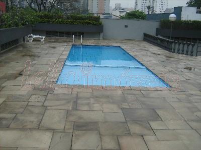 Apartamento para alugar com 3 quartos, 120m² - Foto 16