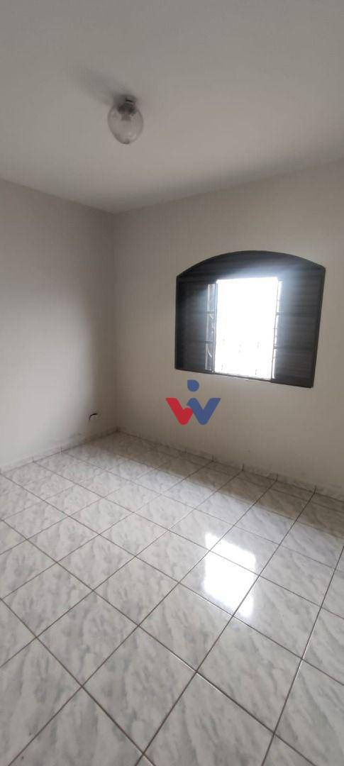 Casa à venda com 3 quartos, 101m² - Foto 15