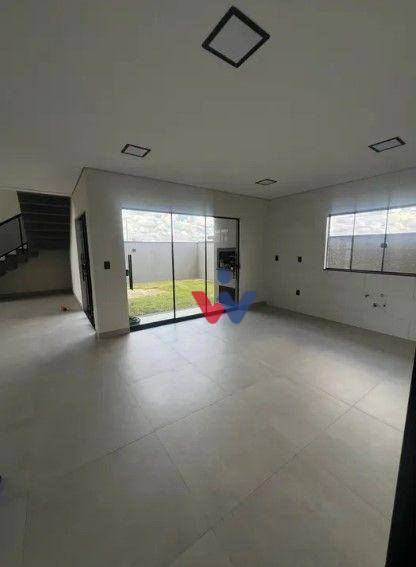 Sobrado à venda com 3 quartos, 196m² - Foto 4