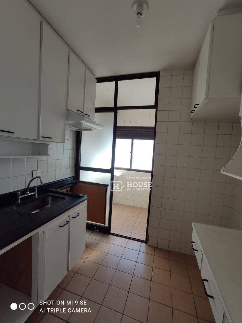 Apartamento à venda com 2 quartos, 58m² - Foto 8