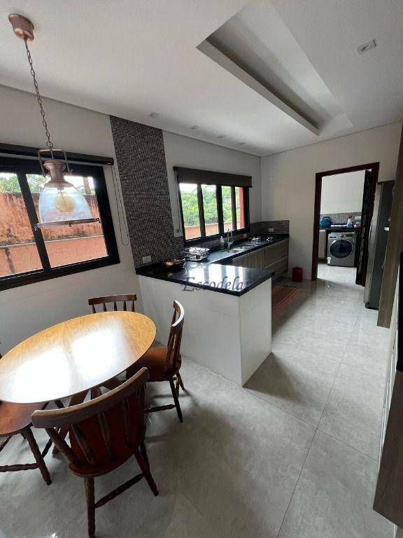 Casa de Condomínio à venda com 3 quartos, 400m² - Foto 11