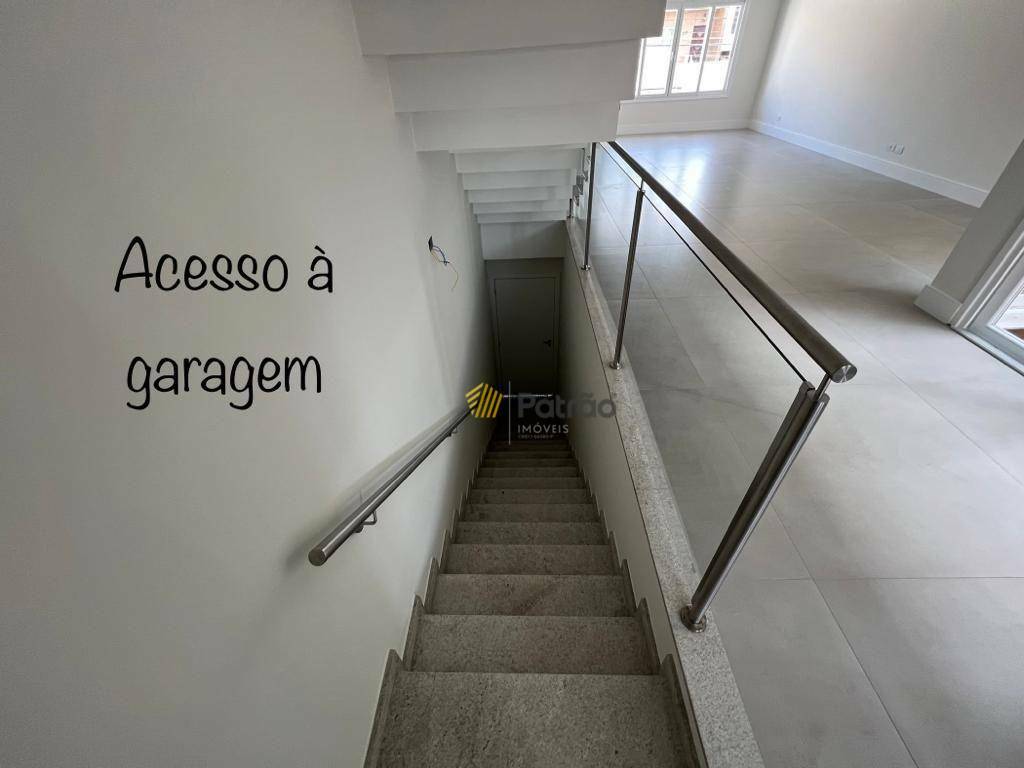 Sobrado à venda com 3 quartos, 250m² - Foto 23