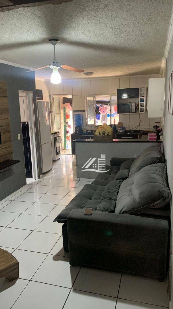 Sobrado à venda com 2 quartos, 80M2 - Foto 1