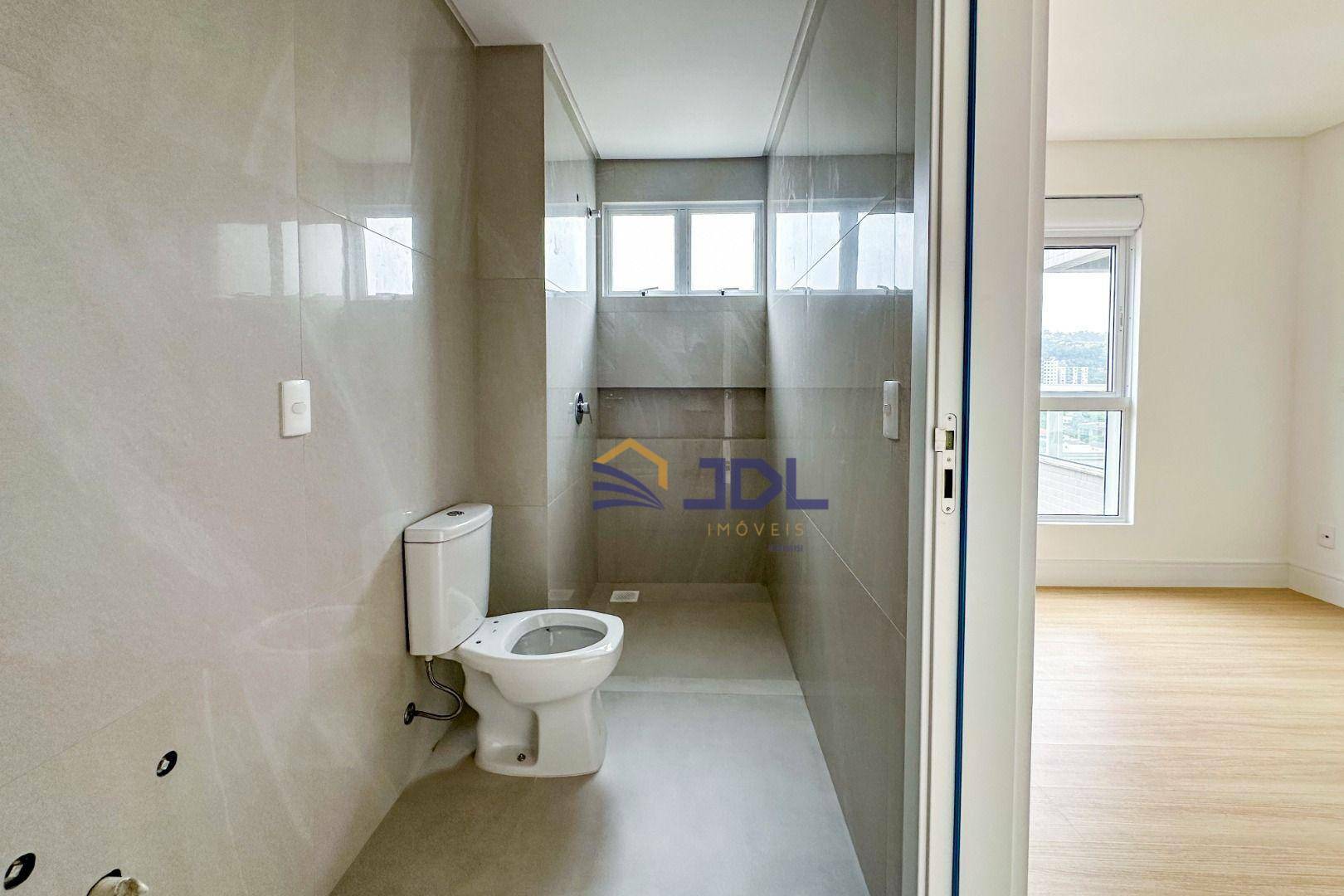 Apartamento à venda com 3 quartos, 139m² - Foto 26