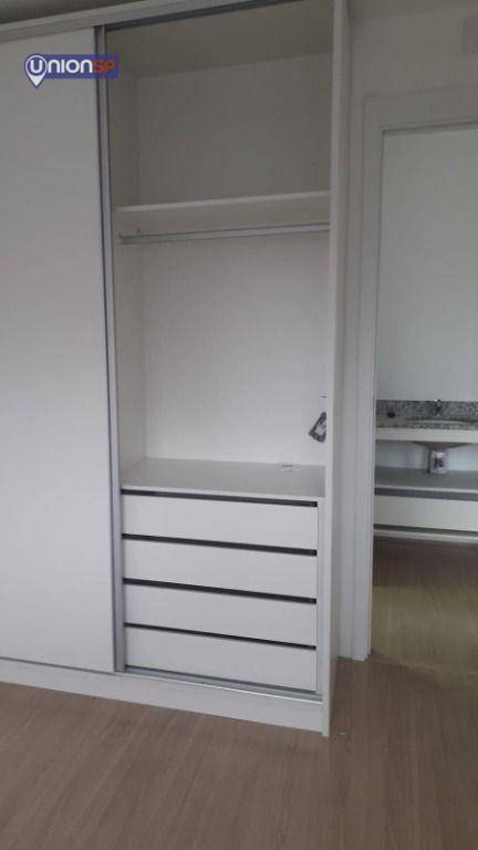 Apartamento à venda com 1 quarto, 45m² - Foto 4