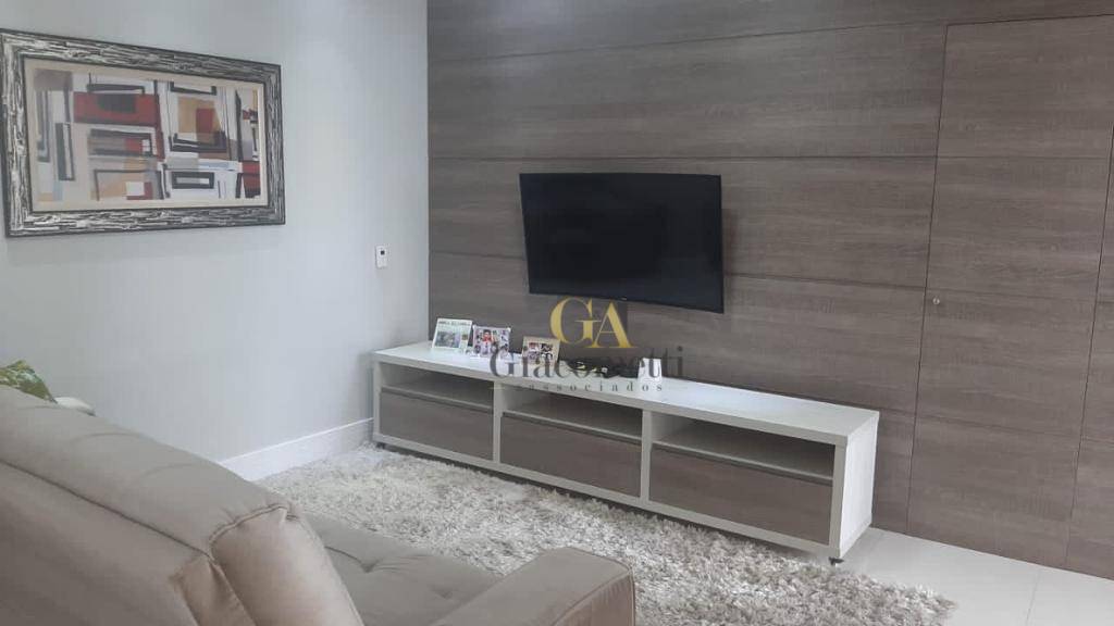 Apartamento à venda com 3 quartos, 155m² - Foto 7