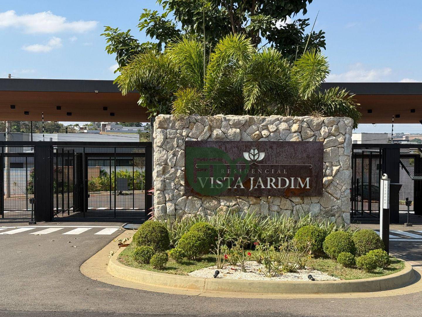 Loteamento e Condomínio, 390 m² - Foto 2