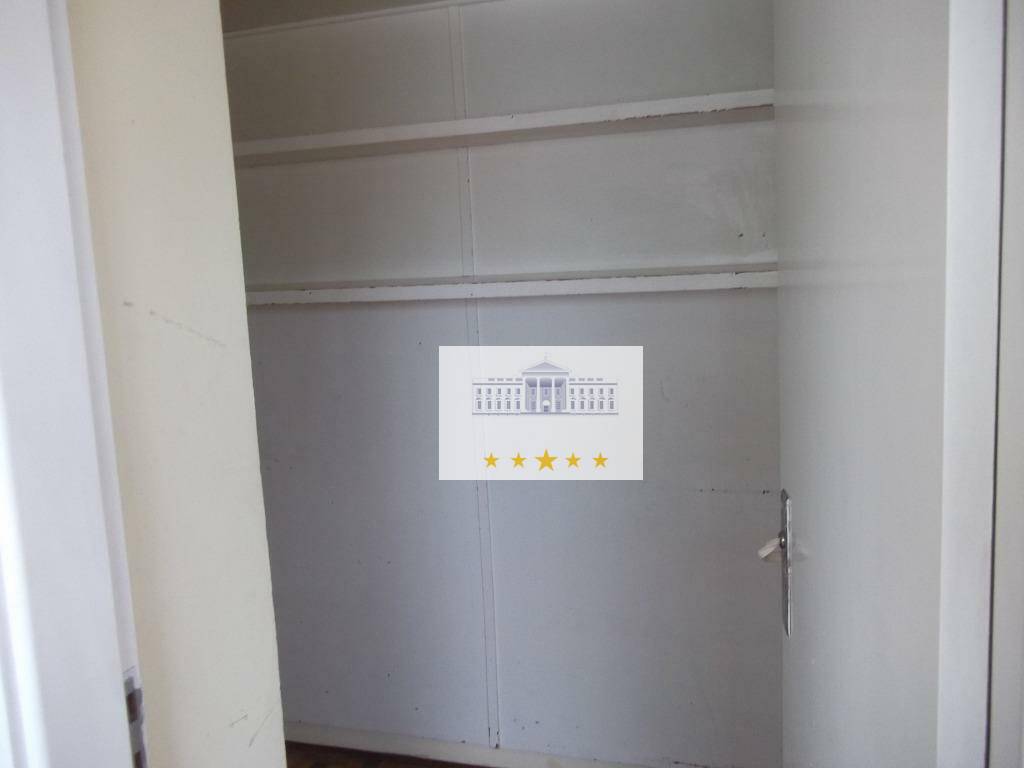 Apartamento à venda com 3 quartos, 238m² - Foto 10