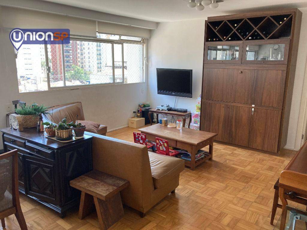 Apartamento à venda com 3 quartos, 128m² - Foto 1