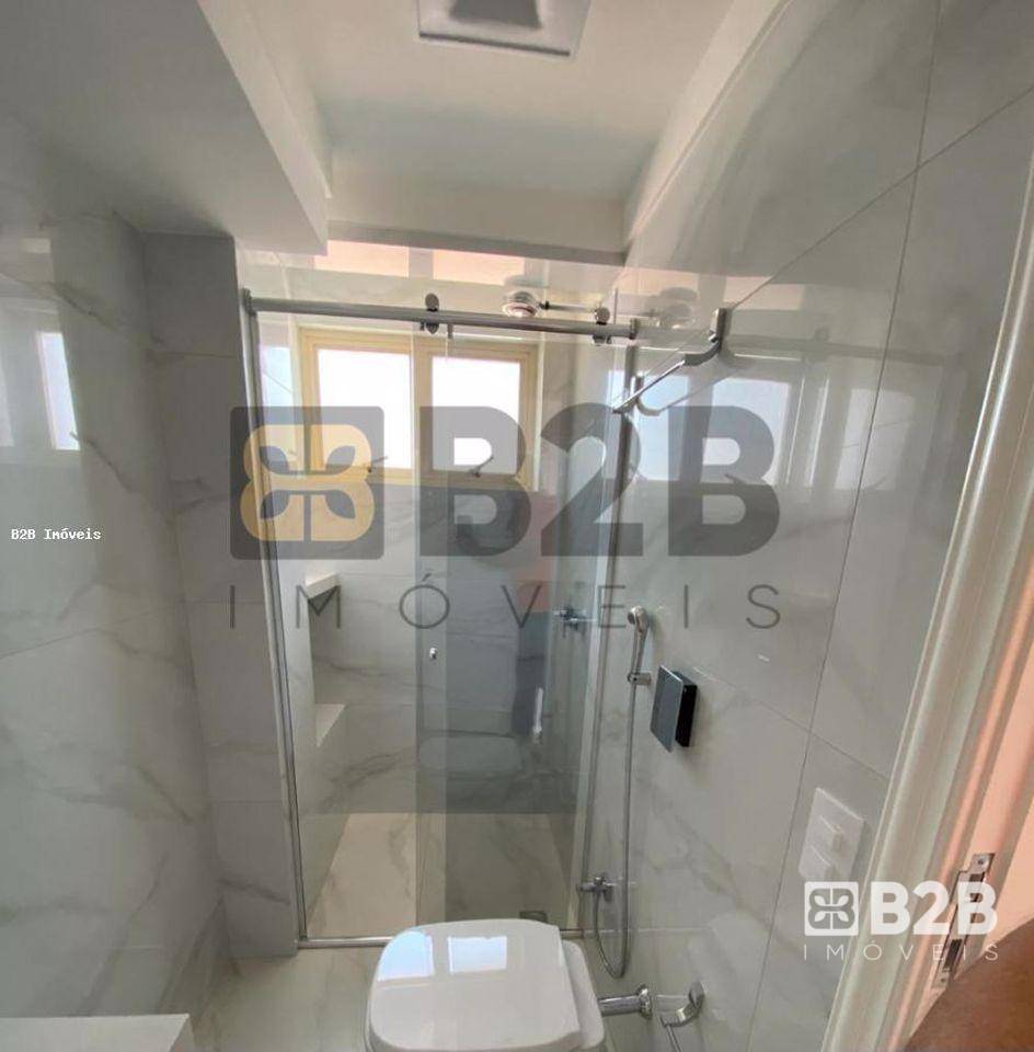 Apartamento à venda com 3 quartos, 207m² - Foto 30