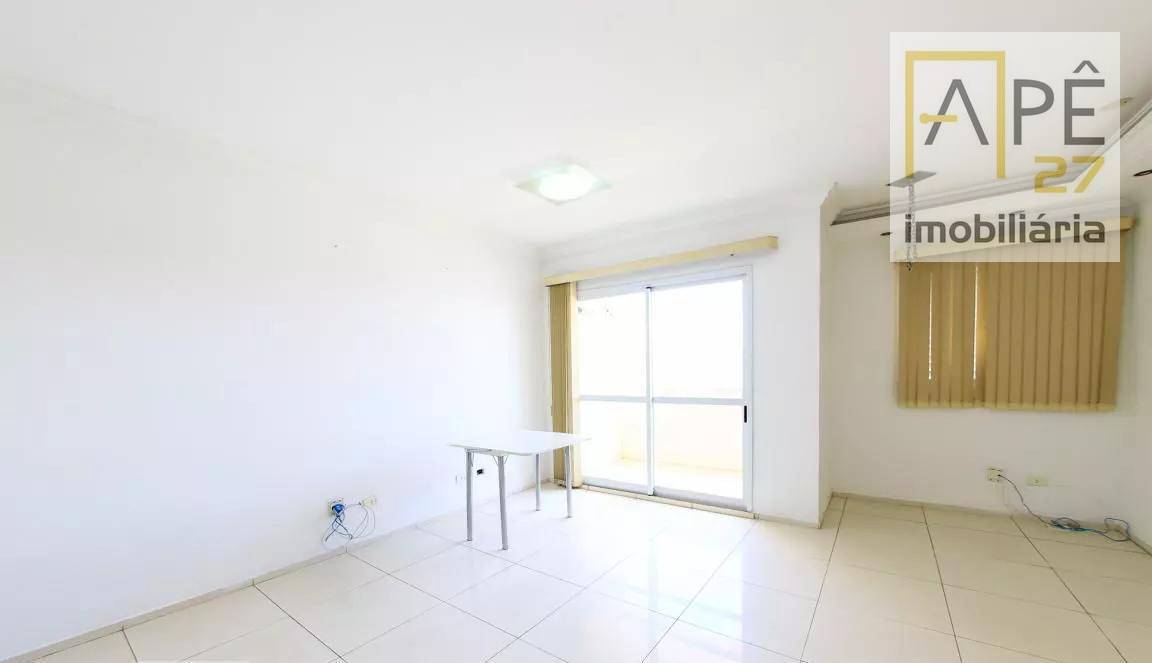 Apartamento à venda com 2 quartos, 78m² - Foto 4