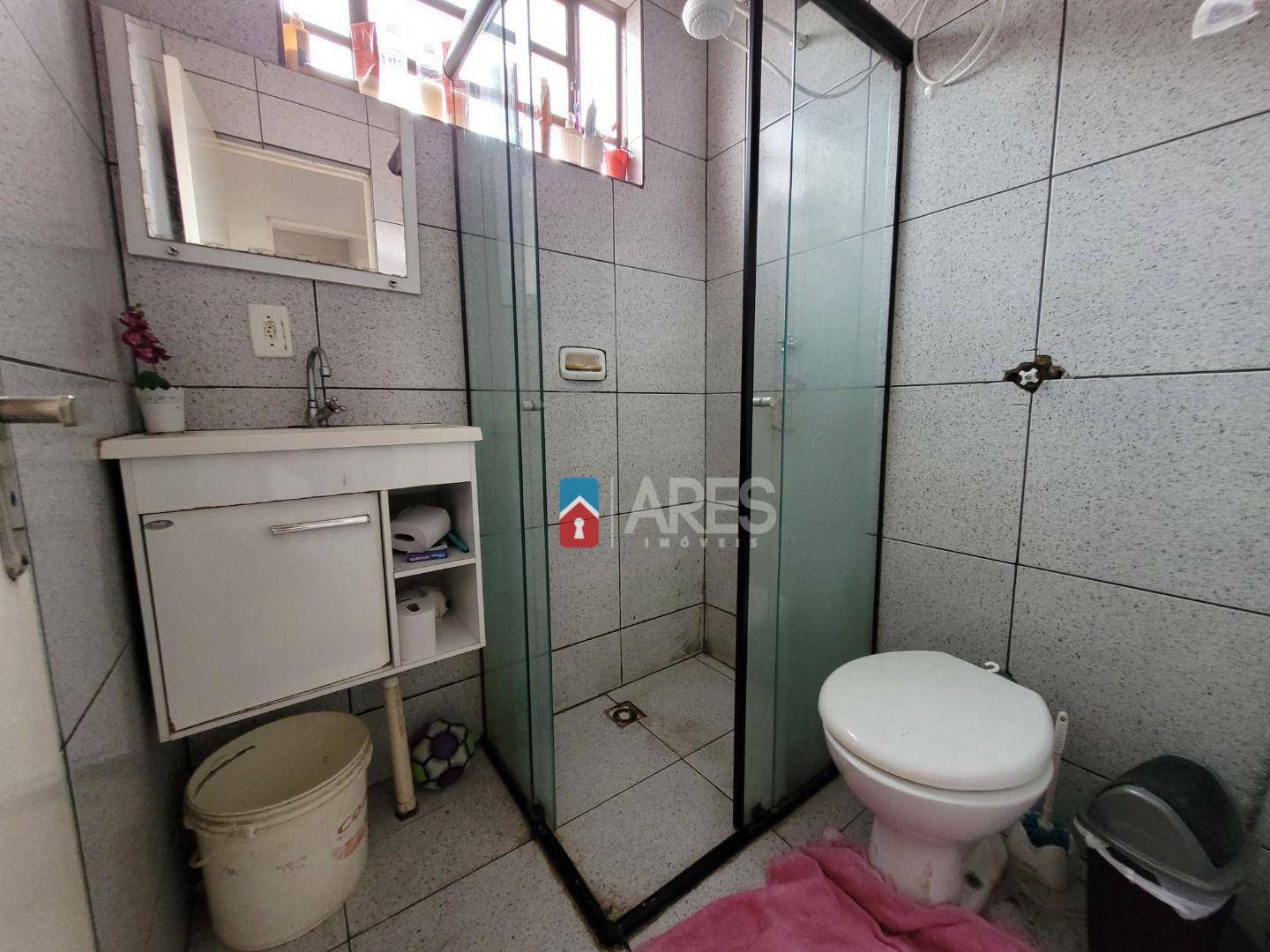 Casa à venda com 2 quartos, 60m² - Foto 10