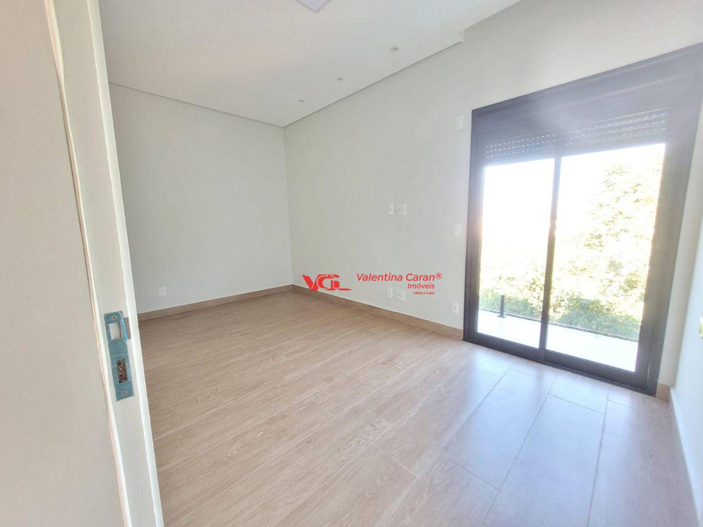 Sobrado à venda e aluguel com 4 quartos, 211m² - Foto 32