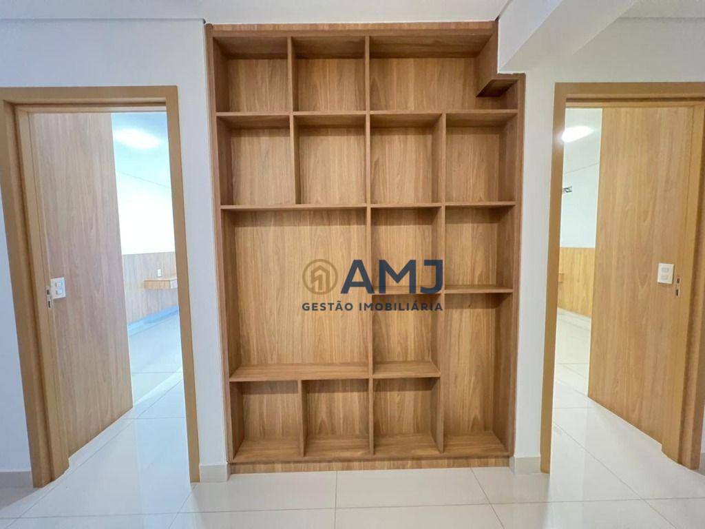 Apartamento à venda com 4 quartos, 221m² - Foto 12