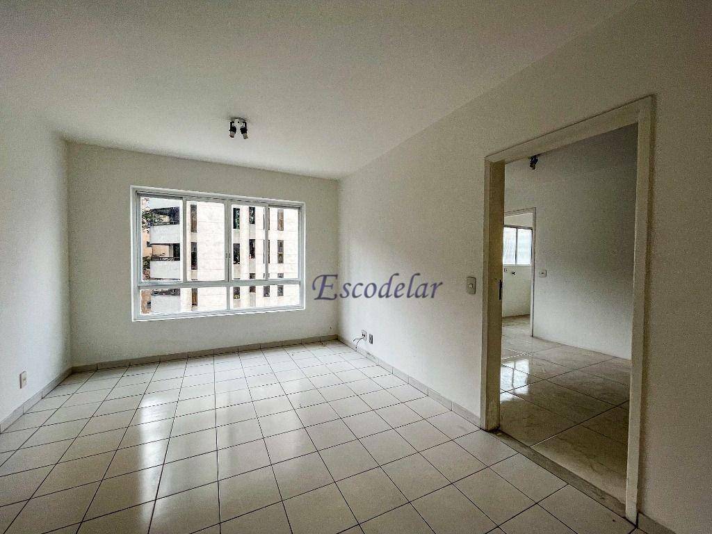 Apartamento para alugar com 3 quartos, 157m² - Foto 3