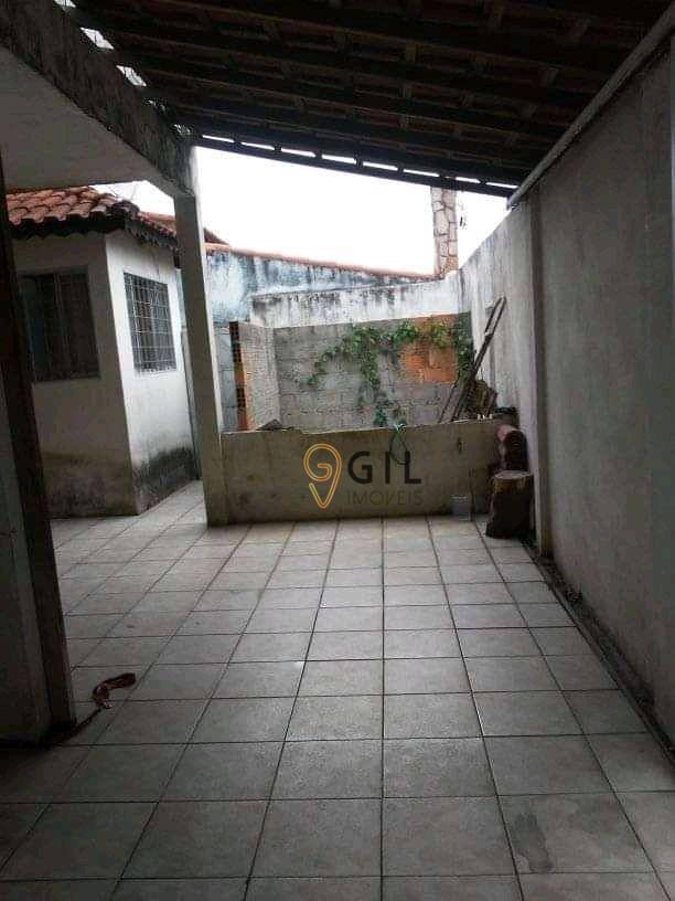 Sobrado à venda com 6 quartos, 184m² - Foto 14