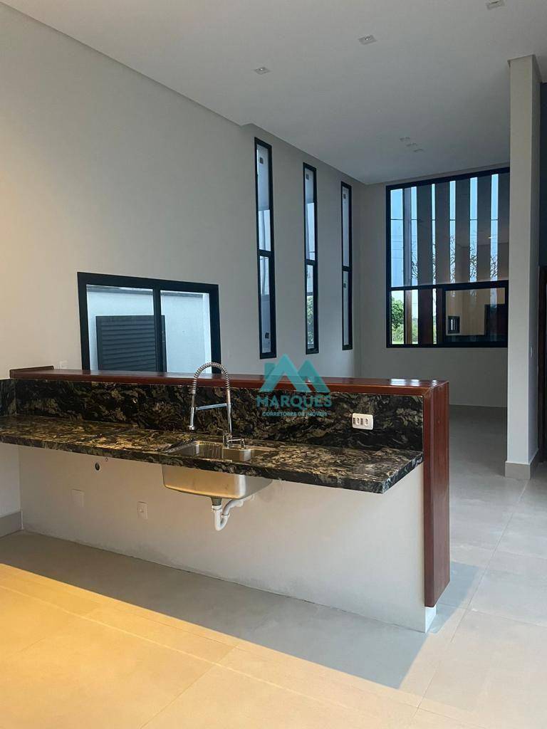 Casa de Condomínio à venda com 3 quartos, 150m² - Foto 4