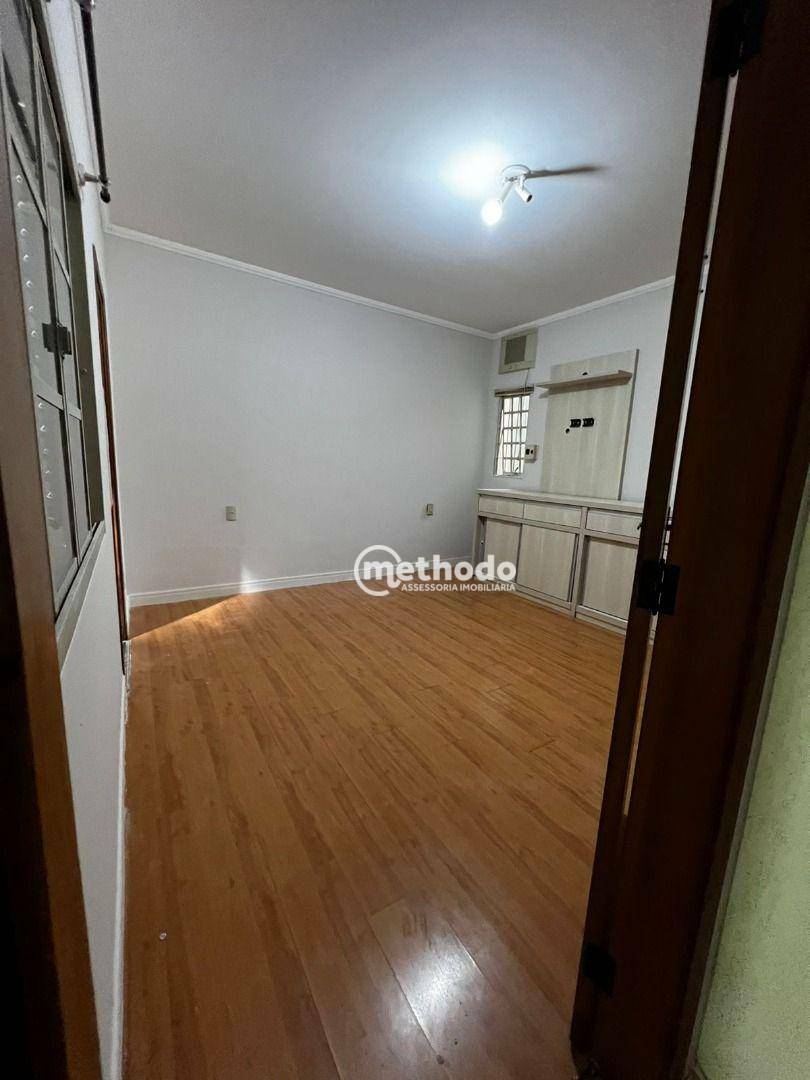 Casa à venda e aluguel com 3 quartos, 234m² - Foto 35