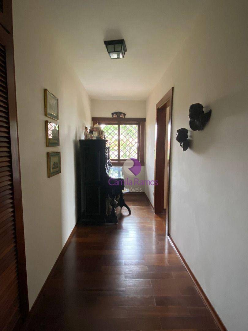 Casa para alugar com 4 quartos, 329m² - Foto 28