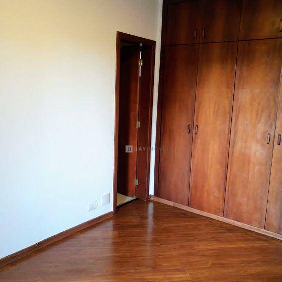 Apartamento à venda com 3 quartos, 133m² - Foto 8